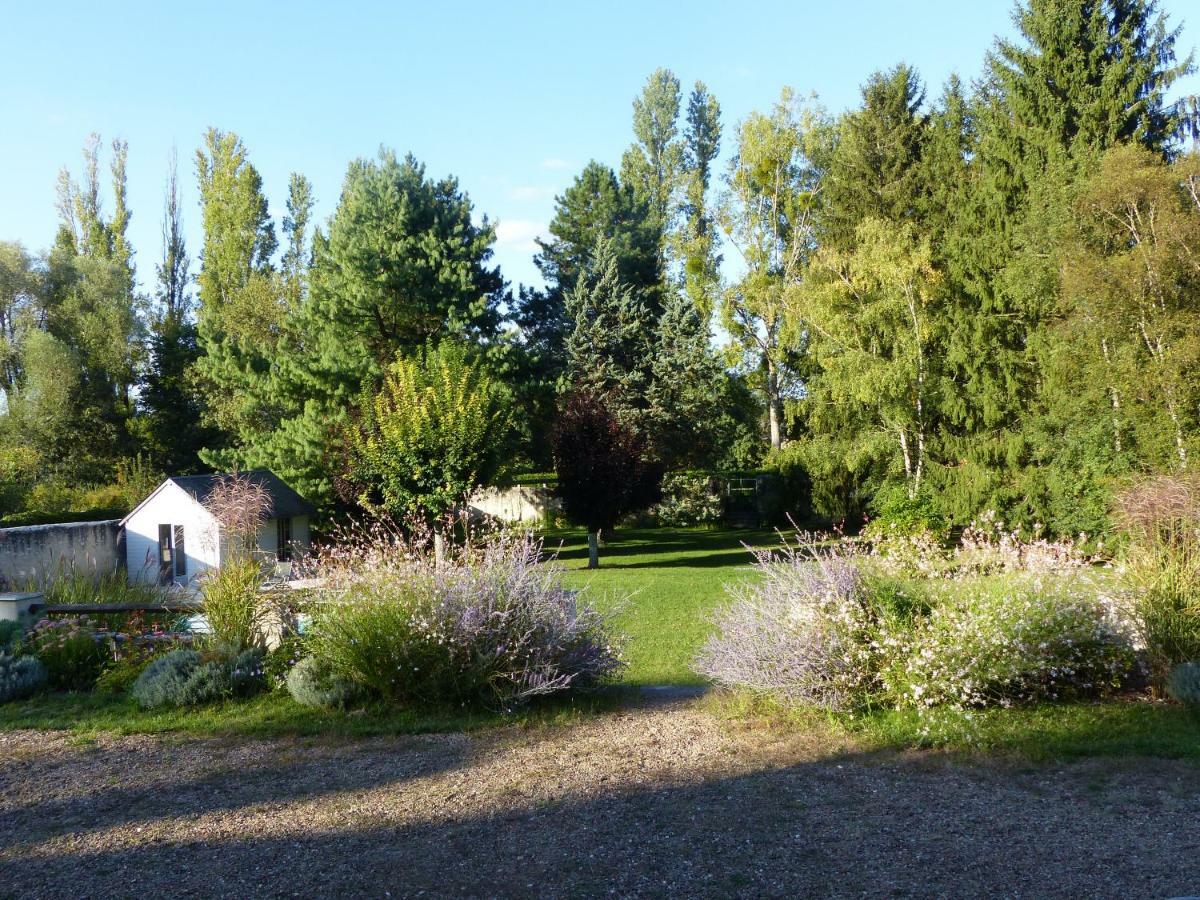 Manoir De La Vigneraie Acomodação com café da manhã Athée-sur-Cher Exterior foto